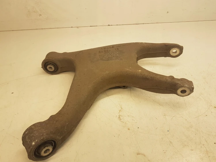 WAHACZ PRAWY TYŁ DOLNY AUDI A4 B8 A5 8K0505312H