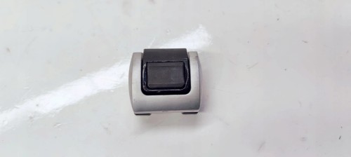 UCHWYT BAGAŻNIKA ZACZEP AUDI A6 C6 AVANT 4F9863539