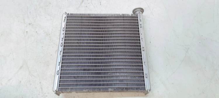 NAGRZEWNICA WYMIENNIK CIEPŁA AUDI A3 8V VOLKSWAGEN SEAT SKODA 5Q0819031