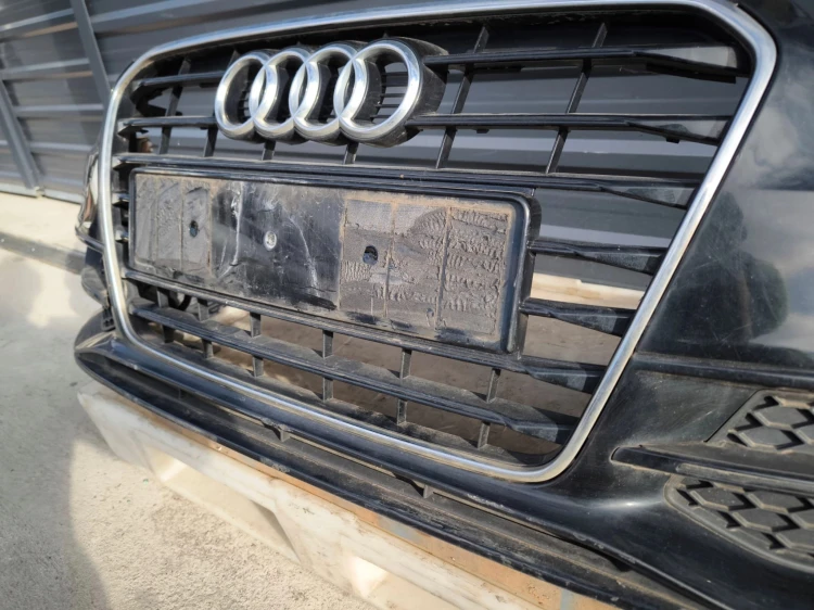 ZDERZAK PRZÓD KOMPLETNY AUDI A3 8V 3-DRZWI SPORTBACK S LINE LY9T 2011-2016