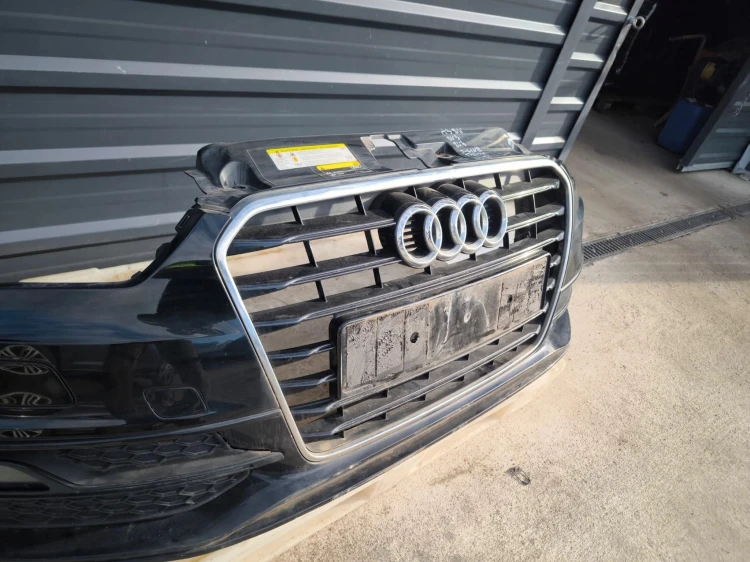ZDERZAK PRZÓD KOMPLETNY AUDI A3 8V 3-DRZWI SPORTBACK S LINE LY9T 2011-2016