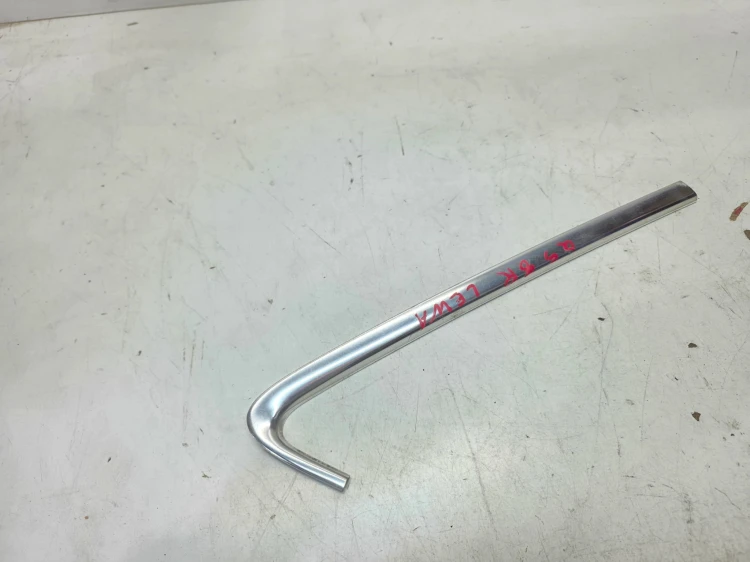 LISTWA SZYBY KAROSERYJNEJ CHROM LEWY TYŁ AUDI Q5 8R 8R0853345A
