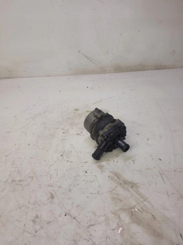 POMPA WODY AUDI A4 S4 S5 A6 A7 3.0 TFSI 8K0965567
