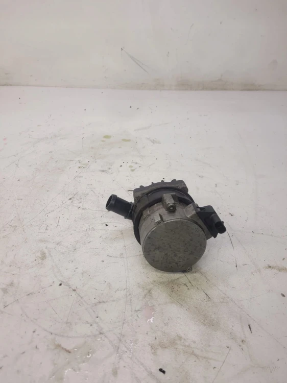 POMPA WODY AUDI A4 S4 S5 A6 A7 3.0 TFSI 8K0965567