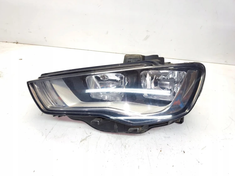 REFLEKTOR LAMPA PRZEDNIA LEWY PRZÓD AUDI A3 8V 8V0941003A UK ***1***