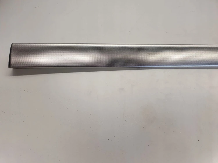 LISTWA DEKORY DRZWI AUDI A4 B7 S LINE 8E0867420