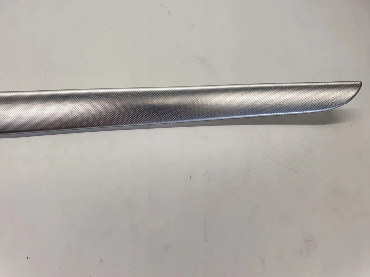 LISTWA DEKORY DRZWI AUDI A4 B7 S LINE 8E0867420