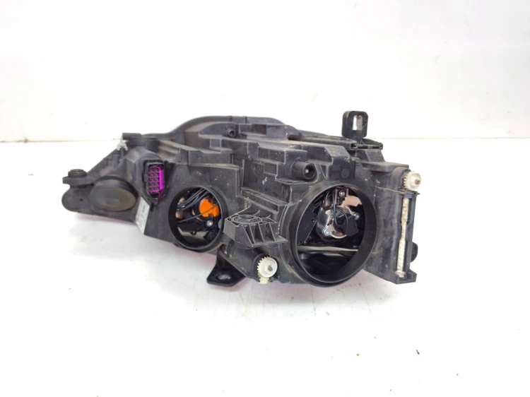 REFLEKTOR LAMPA PRZEDNIA LEWY PRZÓD AUDI A3 8V 8V0941003A UK ***1***