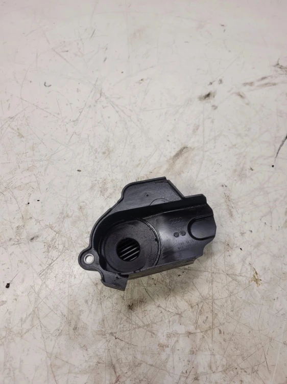 OSŁONA POMPY WODY AUDI VW 1.8 2.0 TFSI 06H109121G
