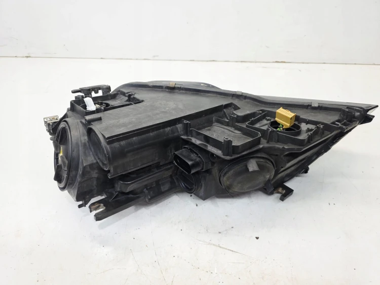 REFLEKTOR LAMPA PRAWY PRZÓD BI XENON LED AUDI A7 4G8941044 EU 17/25