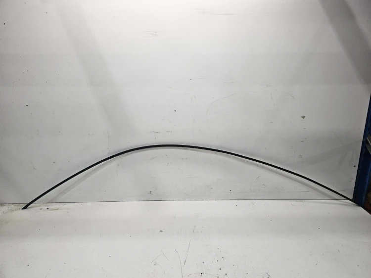LISTWA MAT LEWA KAROSERYJN AUDI Q5 8R LIFT 8R0853703A