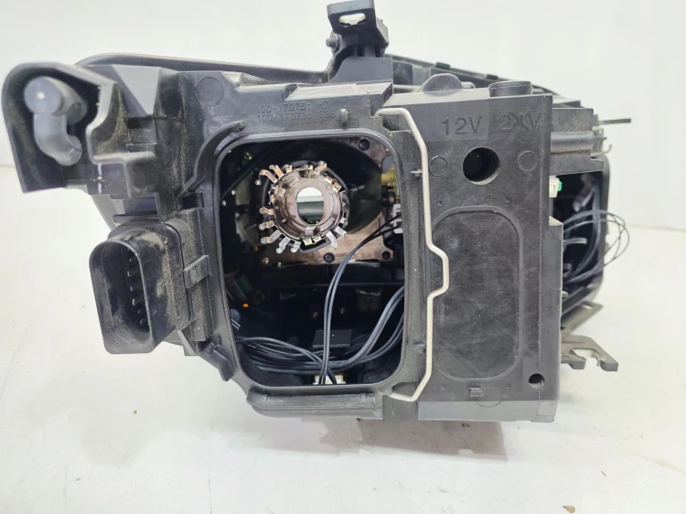 REFLEKTOR LAMPA XENON LED LEWY PRZÓD AUDI Q5 8R 8R0941003AH USA 8/25
