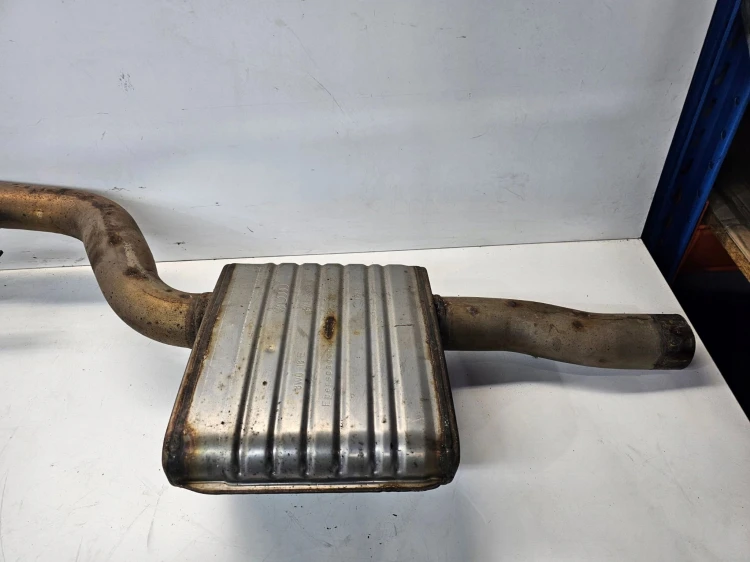 TŁUMIK WYDECH ŚRODKOWY AUDI A4 B9 A5 8W 2.0 TFSI 8W0253211J 8W0118E