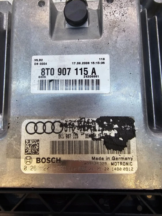KOMPUTER STEROWNIK SILNIKA AUDI A4 A5 1.8 TFSI 8T0907115A