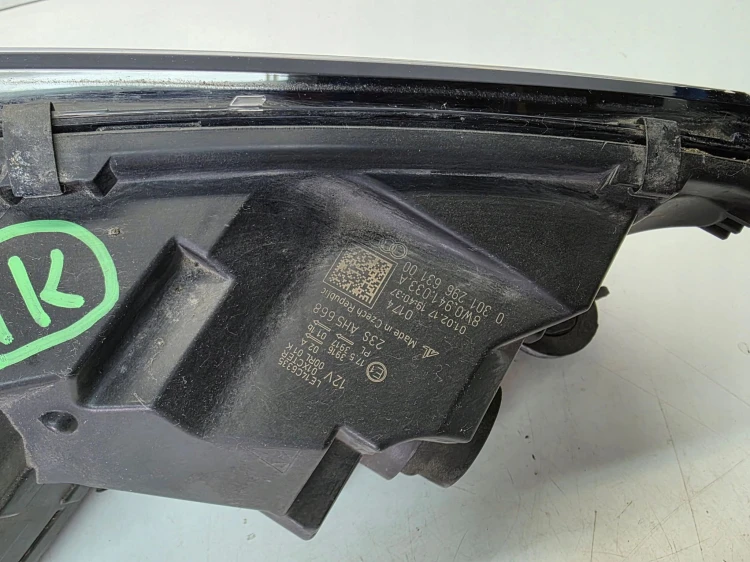 REFLEKTOR LAMPA LEWY PRZÓD FULL LED AUDI A4 B9 8W0941033A 7/25