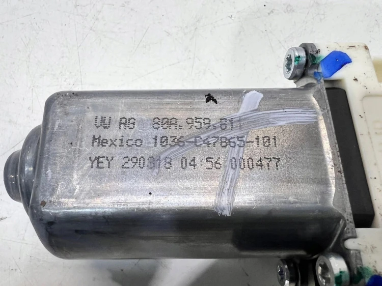 SILNICZEK SZYBY MODUŁ PRAWY TYŁ AUDI Q5 FY 80A959811