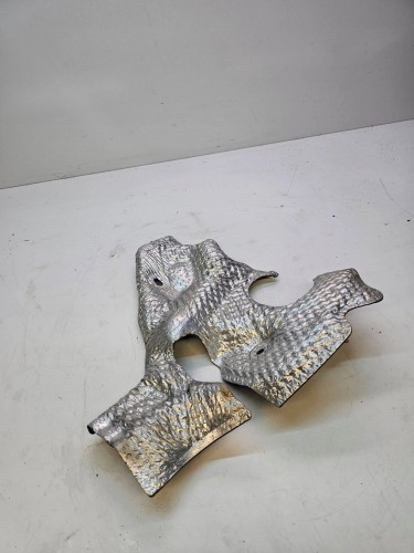 OSŁONA TERMICZNA PODŁUŻNICY AUDI A6 C7 4G1825623A
