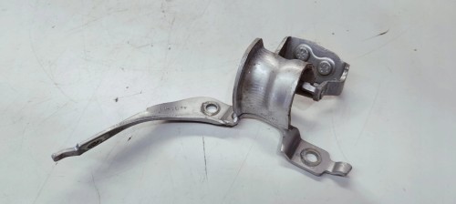 ZAWIAS KLAPY PRAWY TYŁ AUDI A4 B7 AVANT 8E9827300F
