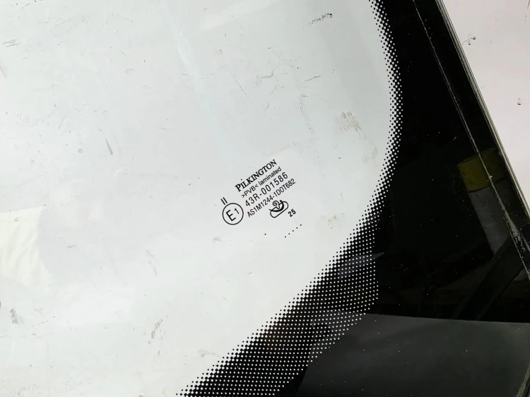 SZYBA PRZEDNIA CZOŁOWA KAMERA SENSOR AUDI A5 8F 8W SPORTBACK