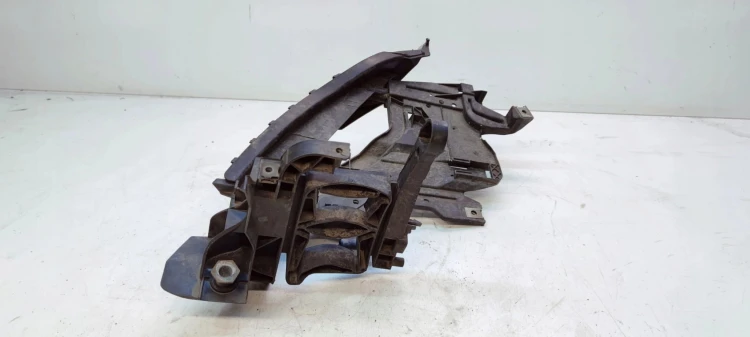 ŚLIZG UCHWYT MOCOWANIE REFLEKTORA PRAWY AUDI A4 B8 8K0805608C *2*