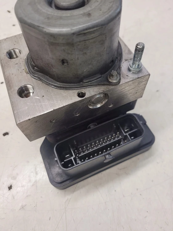 POMPA STEROWNIK ABS ESP AUDI VW SEAT 6R0907379BK