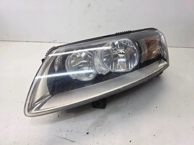 REFLEKTOR LAMPA LEWY PRZÓD AUDI A6 C6 LIFT 4F0941003BK UK