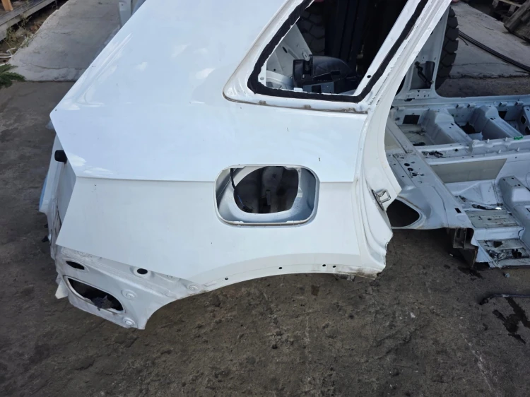 ĆWIARTKA BŁOTNIK PRÓG PRAWY TYŁ AUDI Q5 FY 80A !!! *1