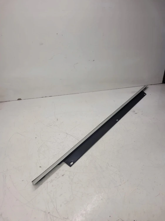 LISTWA CHROM DRZWI AUDI Q7 LIFT PT 4L0853764A