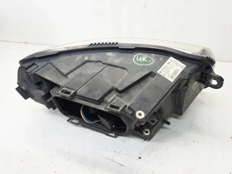 REFLEKTOR LAMPA LEWY PRZÓD AUDI A6 C6 LIFT 4F0941003BK UK