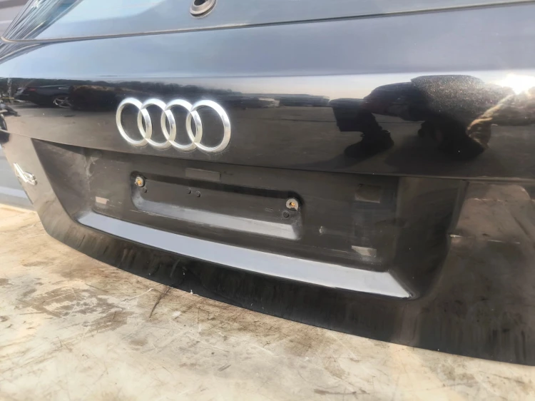 KLAPA TYŁ AUDI A3 8P 3-DRZWI 2003-2011 LZ9Y ORYGINAŁ !!!