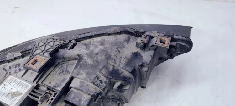 REFLEKTOR LEWY AUDI A4 B8 LIFT UK 8K0941003M