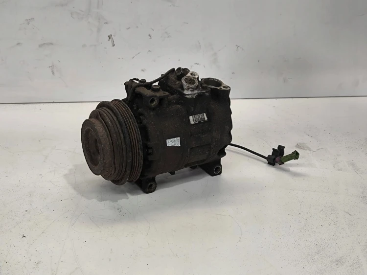 SPRĘŻARKA KOMPRESOR KLIMATYZACJI AUDI A6 C5 VW PASSAT 4B0260805C
