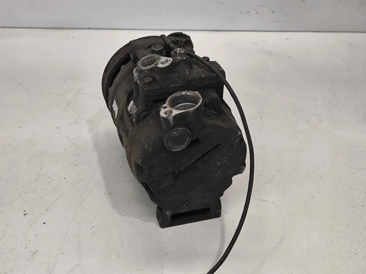 SPRĘŻARKA KOMPRESOR KLIMATYZACJI AUDI A6 C5 VW PASSAT 4B0260805C