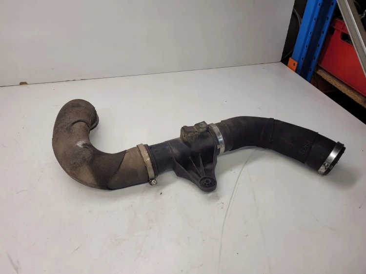 RURA WĄŻ INTERCOOLERA AUDI A6 C7 3.0 4G0145673R