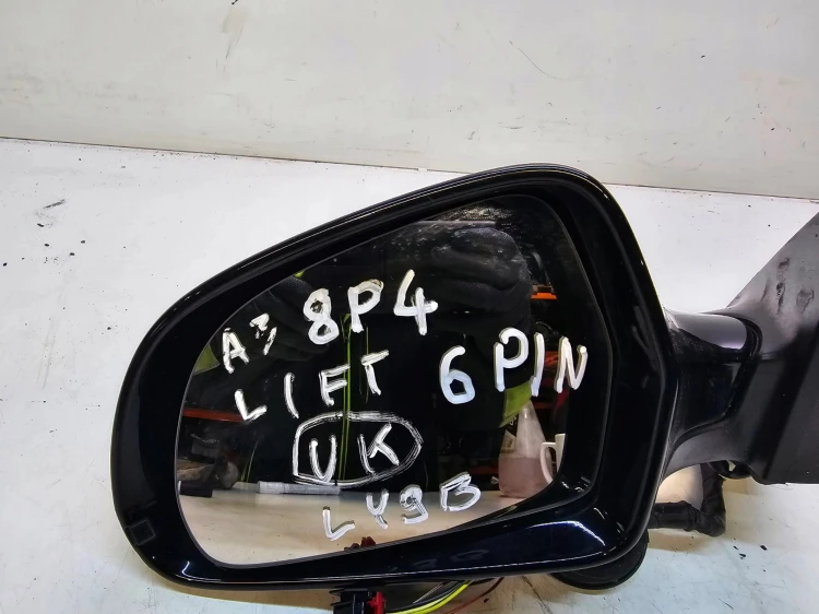 LUSTERKO LEWY PRZÓD AUDI A3 8P LIFT LY9B 6PIN UK