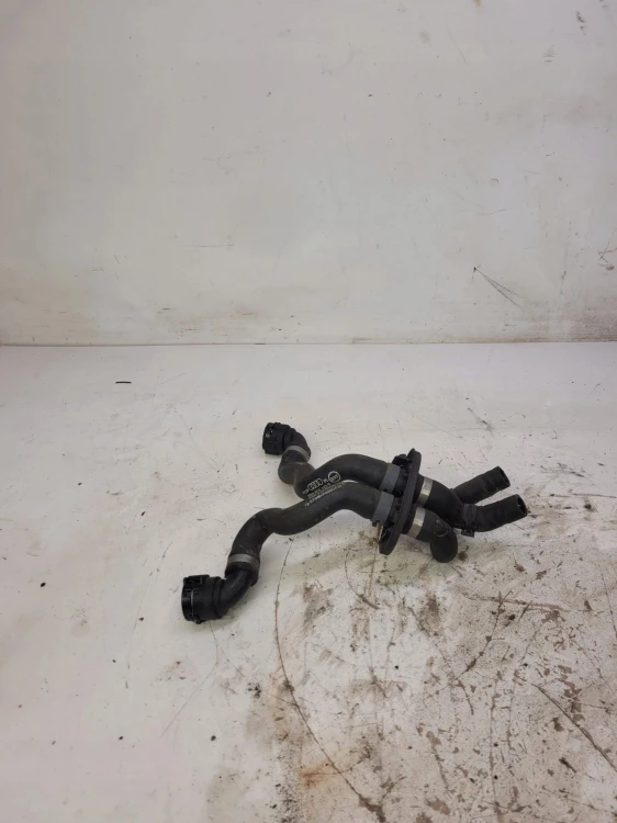 RURA PRZEWÓD WODY AUDI A4 B9 A5 8W0819334G