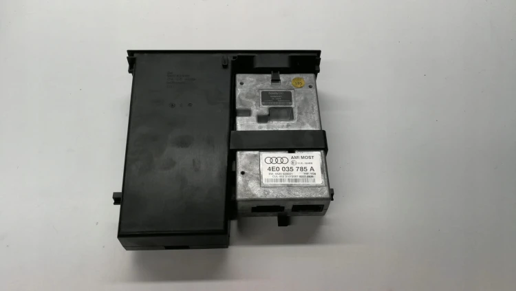 MODUŁ INTERFACE AUDIO AMI AUDI A4 B8 A5 4E0035785A