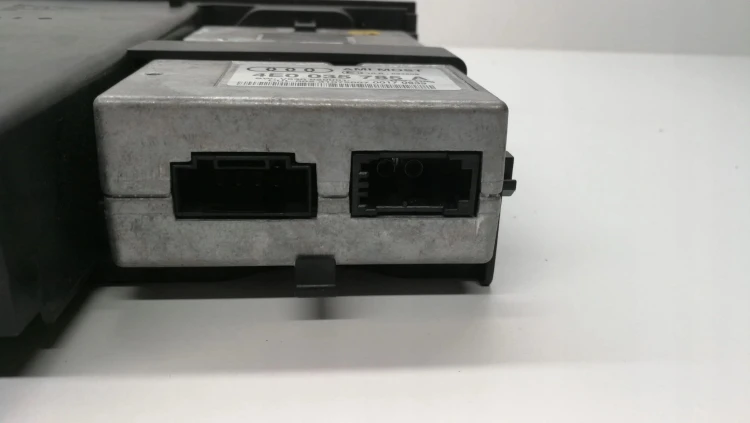 MODUŁ INTERFACE AUDIO AMI AUDI A4 B8 A5 4E0035785A