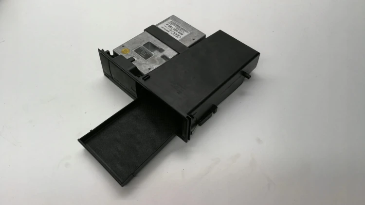 MODUŁ INTERFACE AUDIO AMI AUDI A4 B8 A5 4E0035785A