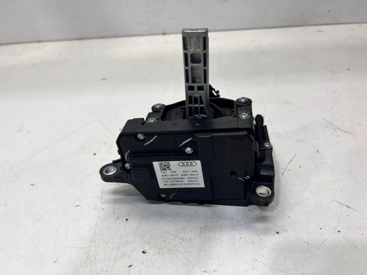 WYBIERAK LEWAREK AUTOMAT AUDI Q5 FY 80B713041F EUROPA