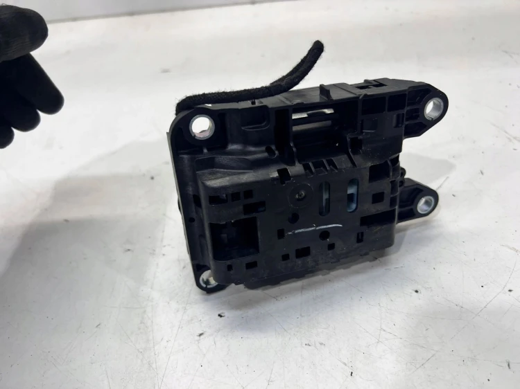 WYBIERAK LEWAREK AUTOMAT AUDI Q5 FY 80B713041F EUROPA