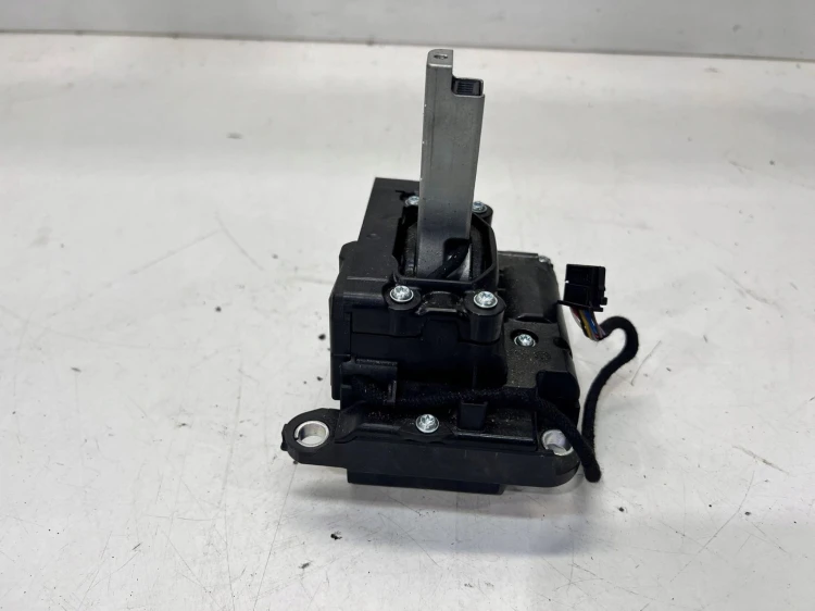 WYBIERAK LEWAREK AUTOMAT AUDI Q5 FY 80B713041F EUROPA