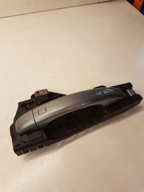 KLAMKA LEWA AUDI A4 B8 A5 8T Q5 LY7G 8T0837885A *