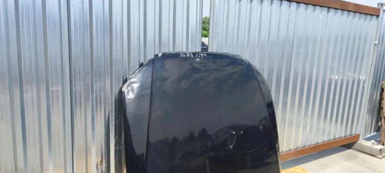 MASKA POKRYWA SILNIKA AUDI A4 B8 LZ9Y USZK. 08-11