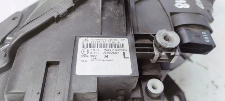 REFLEKTOR LEWY AUDI A4 B8 LIFT UK 8K0941003M BDB