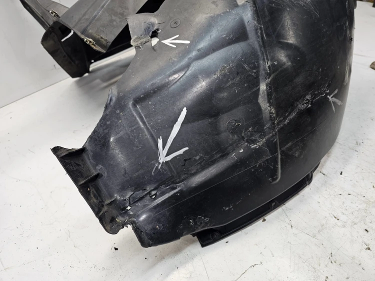 NADKOLE PLASTIKOWE PRAWY PRZÓD AUDI A3 8Y 8Y0821172R