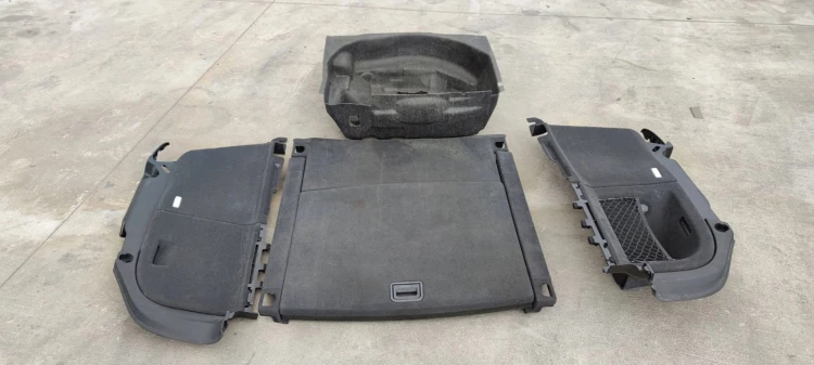 BOCZEK PODŁOGA KOMPLET AUDI A4 B8 AVANT