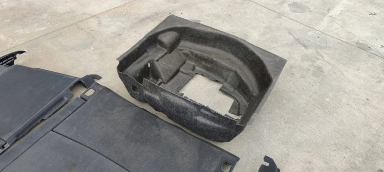 BOCZEK PODŁOGA KOMPLET AUDI A4 B8 AVANT
