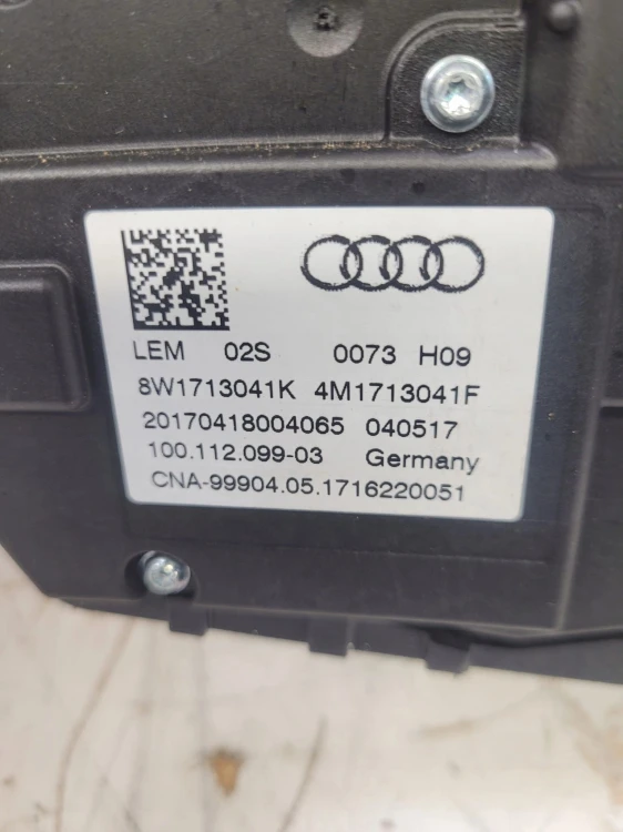 WYBIERAK BIEGÓW LEWAREK AUDI A4 B9 A5 8W1713041K
