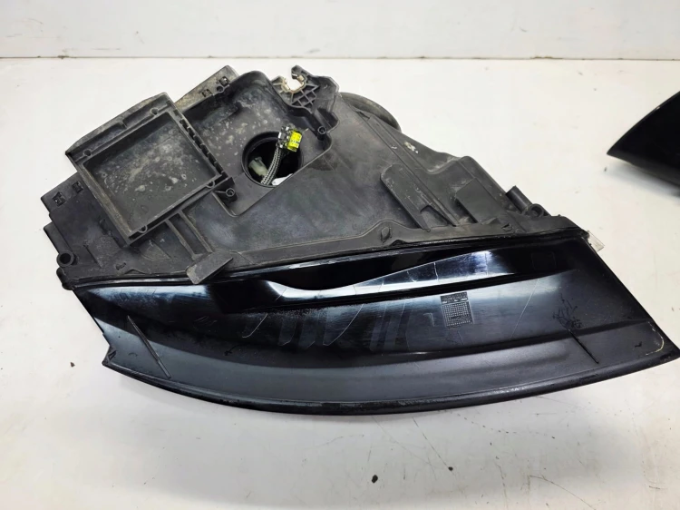 REFLEKTOR LAMPA LEWY PRZÓD BI XENON LED AUDI A5 8T 8T0941029AK EU 30/25